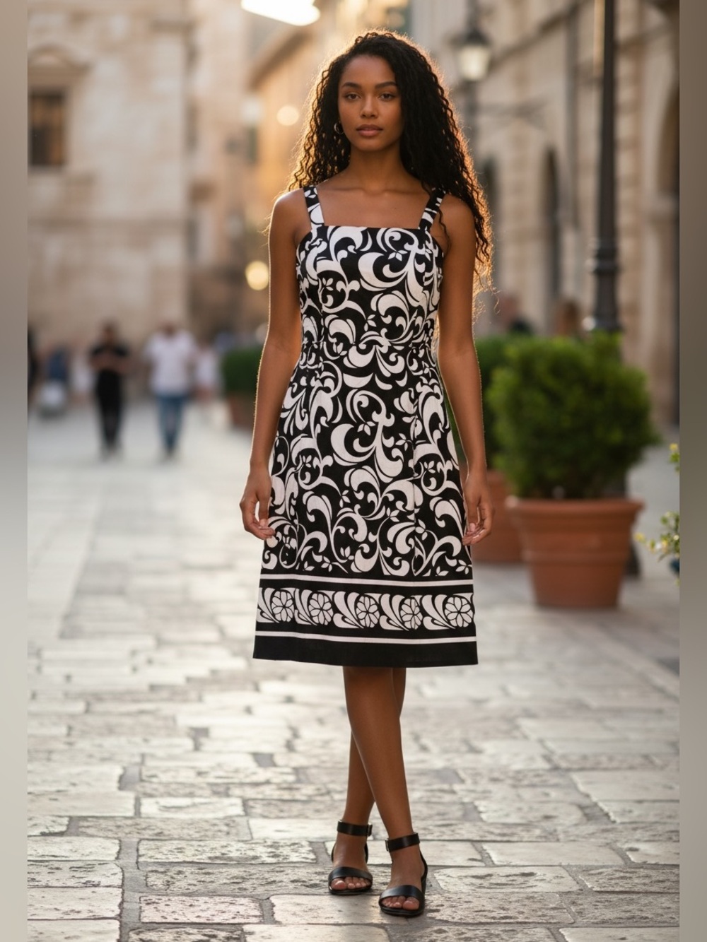 Madison Leigh Sleeveless Black/White Floral A-Line Dress Sz 4P Adjustable Straps